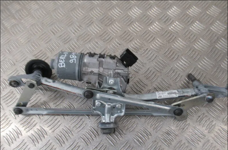 Moteur essuie-glace avant Citroen BERLINGO Camionnette-Monospace (B9) 1.6 hdi - bluehdi 75 (2010) 4 portes occasion