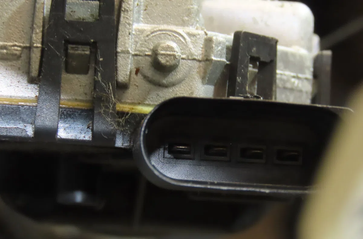 Moteur essuie-glace avant Citroën C3 III (SX) 1.6 bluehdi 75 (2016) occasion