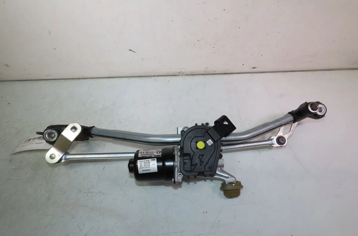 Moteur essuie-glace avant Citroën C4 III (BA_, BB_, BC_) 1.5 bluehdi 130 (bbyhzb) (2020) occasion