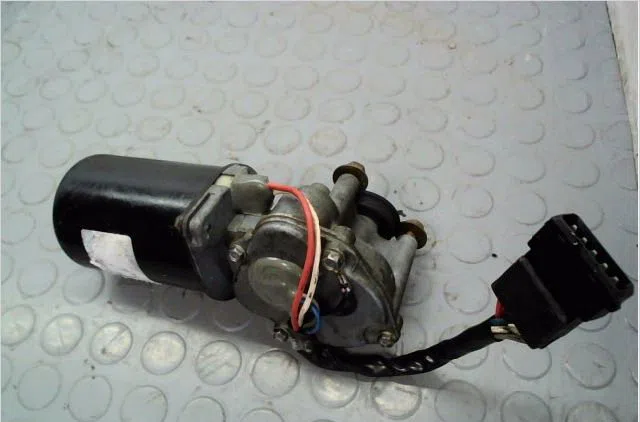 Moteur essuie-glace avant Citroen JUMPY Camionnette (BS_, BT_, BY_, BZ_) 1.6 i (1995-2000) occasion
