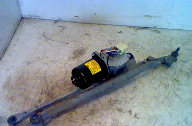 Moteur essuie-glace avant CITROEN SAXO 2001 occasion