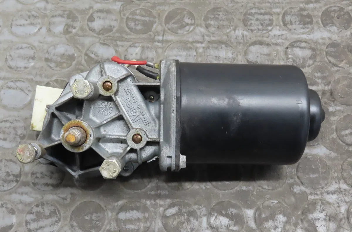 Moteur essuie-glace avant Citroen SAXO (S0, S1) 1.4 vts (1996-2003) occasion