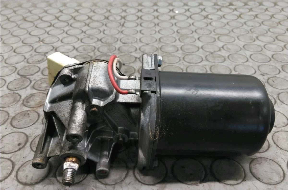 Moteur essuie-glace avant Citroen SAXO (S0, S1) 1.4 vts (1996-2003) occasion