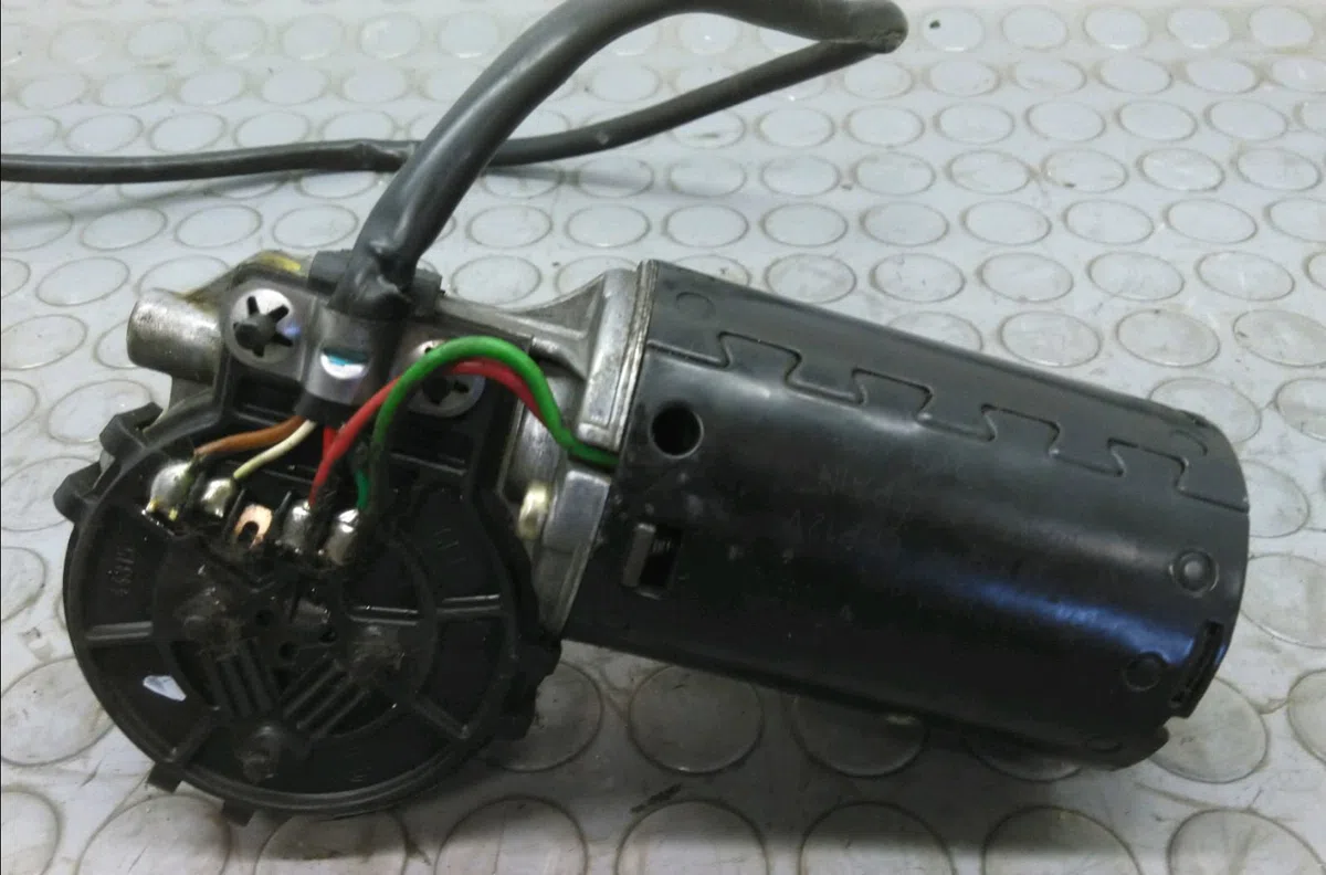 Moteur essuie-glace avant Citroen XSARA (N1) 2.0 hdi 90 (1999-2005) occasion