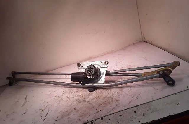 Moteur essuie-glace avant Citroën XSARA PICASSO (N68) 2.0 hdi (1999-2011) 5 portes occasion