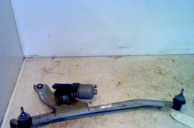 Moteur essuie-glace avant DACIA LOGAN I 2009 occasion