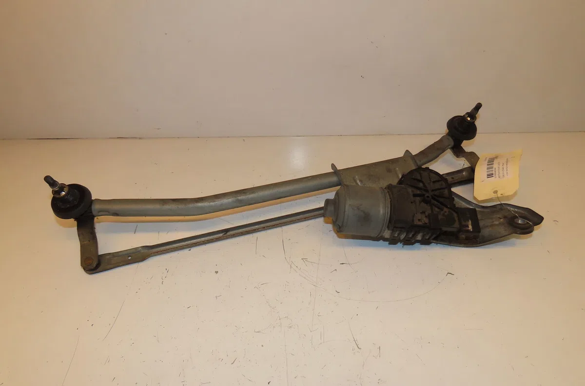 Moteur essuie-glace avant Dacia LOGAN (LS_) 1.5 dci (ls0k) (2006-2012) occasion