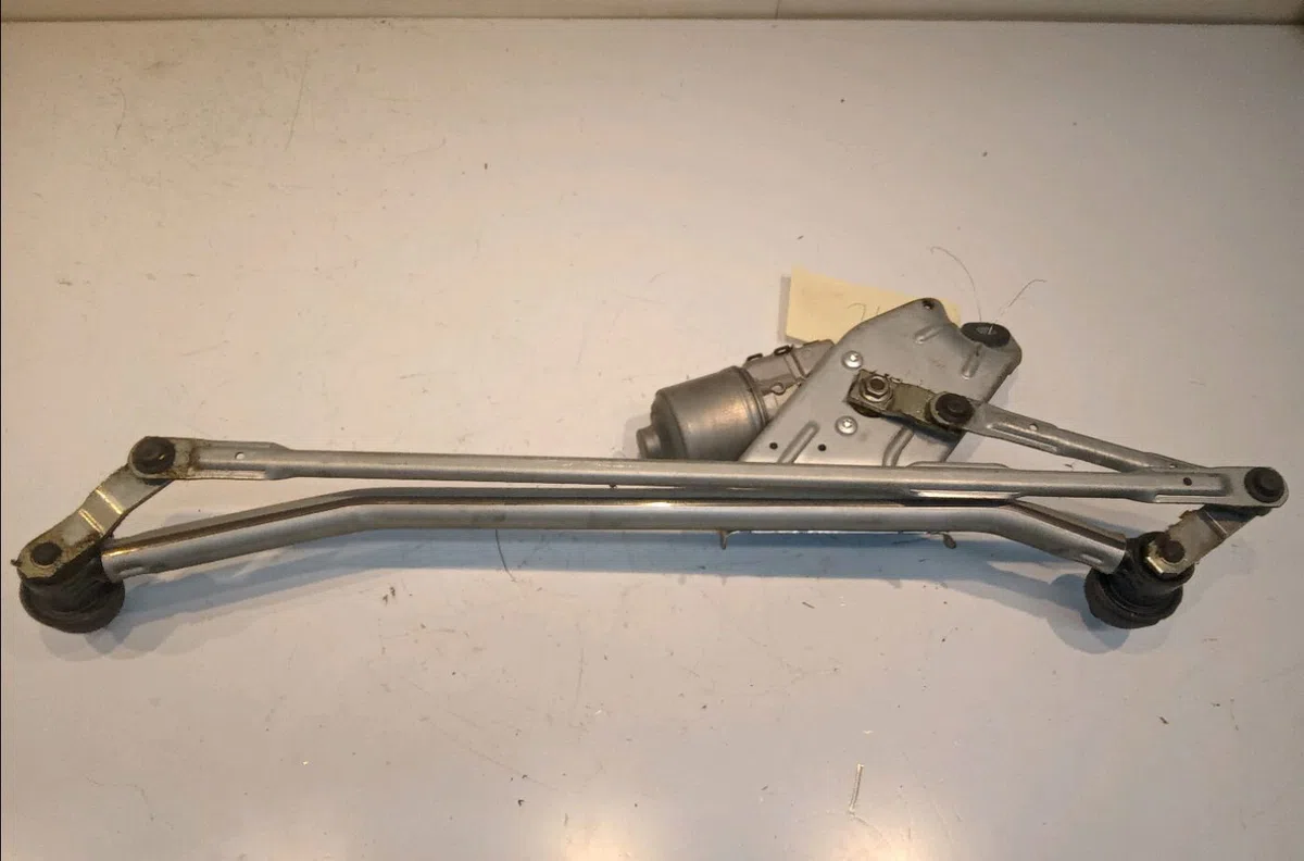 Moteur essuie-glace avant Dacia LOGAN MCV (KS_) 1.5 dci (ks04) (2010-2013) occasion
