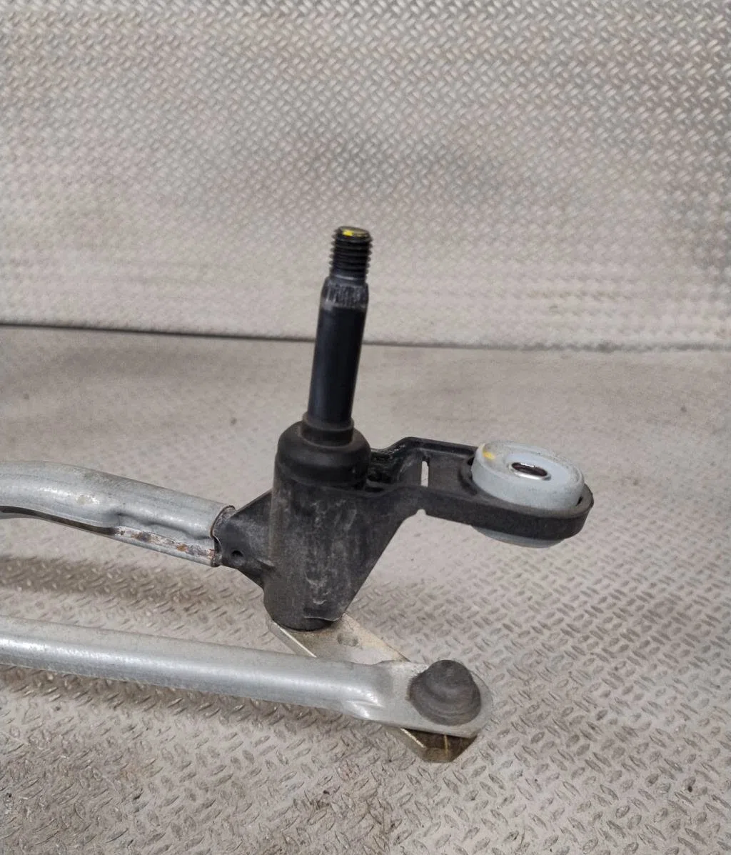 Moteur essuie-glace avant Dacia SANDERO II 1.0 sce 75 (b8jc, b8jd) (2016) occasion