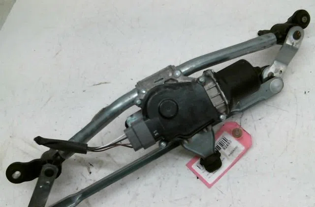 Moteur essuie-glace avant Dacia SANDERO III 1.0 sce 65 (2021) occasion
