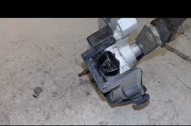 Moteur essuie-glace avant Daihatsu TREVIS 1.0 (2006) occasion