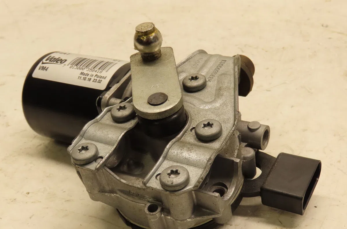 Moteur essuie-glace avant Fiat 500L (351_, 352_) 1.6 d multijet (199lye1b) (2013) occasion
