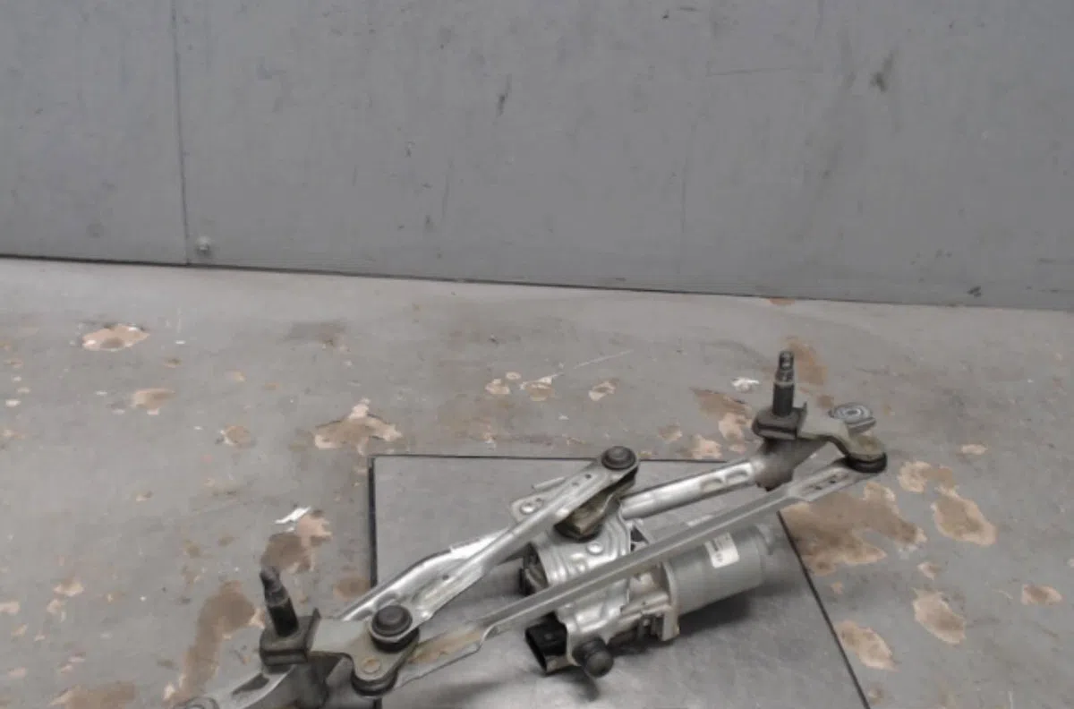 Moteur essuie-glace avant Fiat 500X (334_) 1.6 d multijet (334axa1b, 334axa11) (2014) occasion