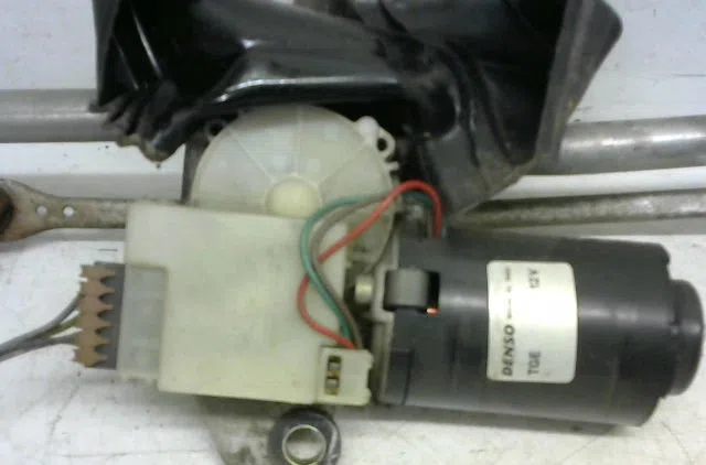 Moteur essuie-glace avant Fiat BRAVA (182_) 1.9 jtd (2000-2001) occasion