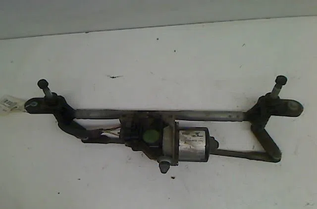 Moteur essuie-glace avant Fiat BRAVO II (198_) 1.9 d multijet (198axc1b) (2007-2014) occasion