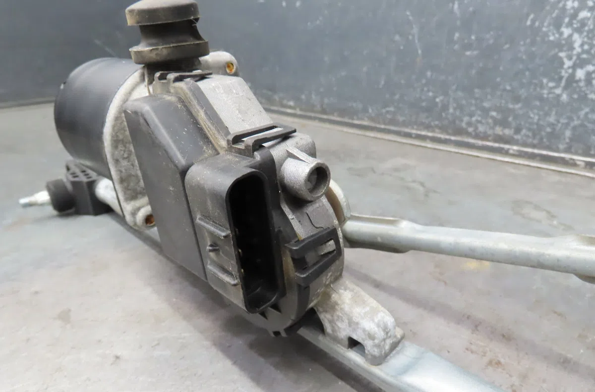 Moteur essuie-glace avant FIAT PANDA 2005 occasion