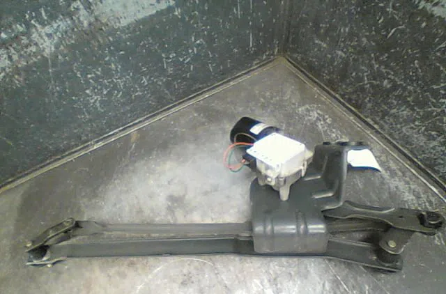Moteur essuie-glace avant Fiat SEICENTO - 600 (187_) 1.1 (187axb, 187axb1a, 187axc1a02) (1998-2010) occasion