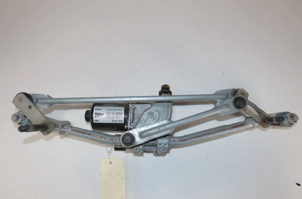 Moteur essuie-glace avant Fiat TIPO 3-5 portes (356_, 357_) 1.0 (357hxn1a) (2020) occasion