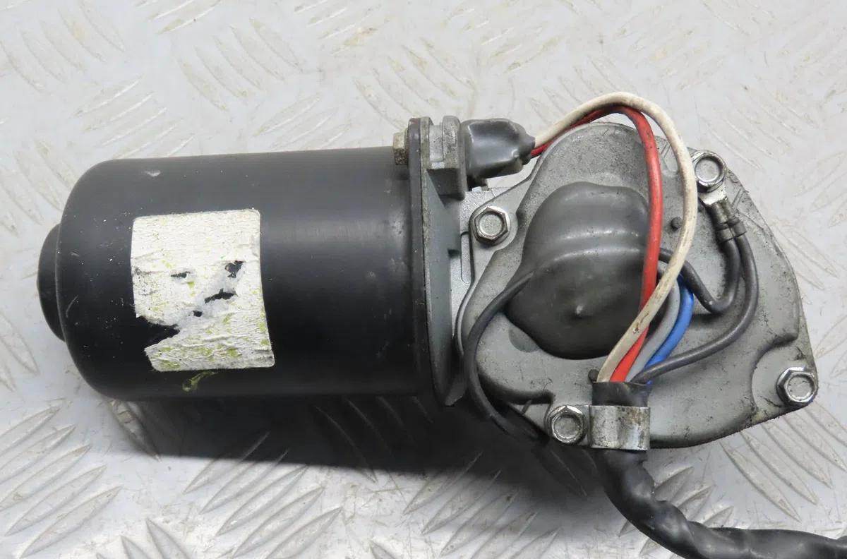 Moteur essuie-glace avant Fiat ULYSSE (220_) 2.0 16v (220aq5) (2000-2002) occasion