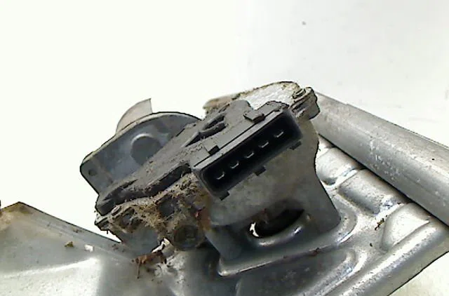 Moteur essuie-glace avant FORD FIESTA 2000 occasion