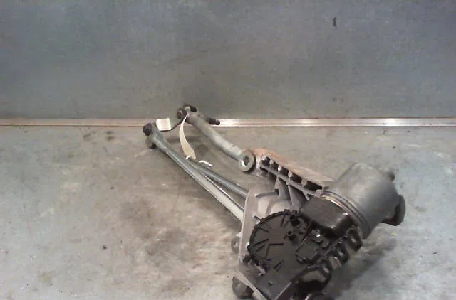 Moteur essuie-glace avant FORD FIESTA 2010 occasion