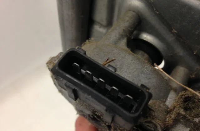 Moteur essuie-glace avant FORD FIESTA IV 1998 occasion