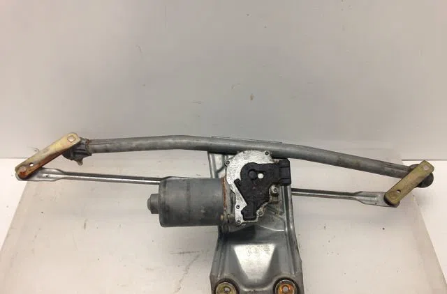 Moteur essuie-glace avant FORD FIESTA IV 1998 occasion