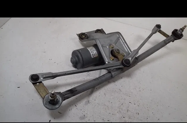 Moteur essuie-glace avant Ford FIESTA IV (JA_, JB_) 1.3 i (1995-2002) occasion