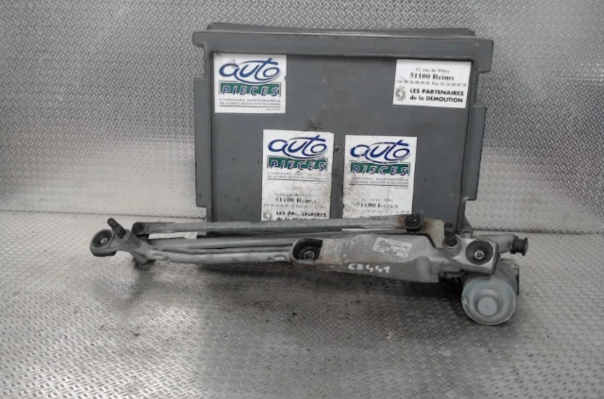 Moteur essuie-glace avant Ford FIESTA VI (CB1, CCN) 1.4 (2008) occasion