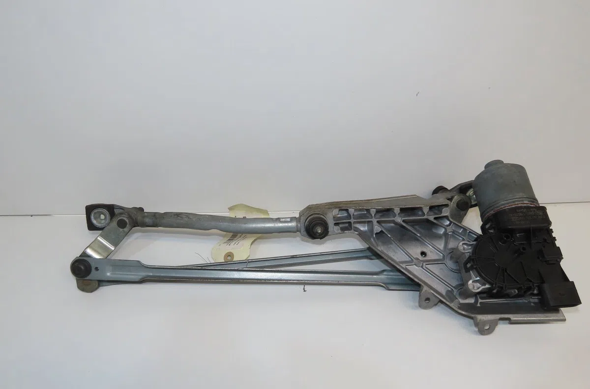 Moteur essuie-glace avant Ford FIESTA VI (CB1, CCN) 1.4 tdci (2010-2012) 3 portes occasion
