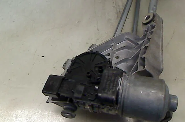 Moteur essuie-glace avant Ford FIESTA VI (CB1, CCN) 1.6 st (2013-2017) occasion