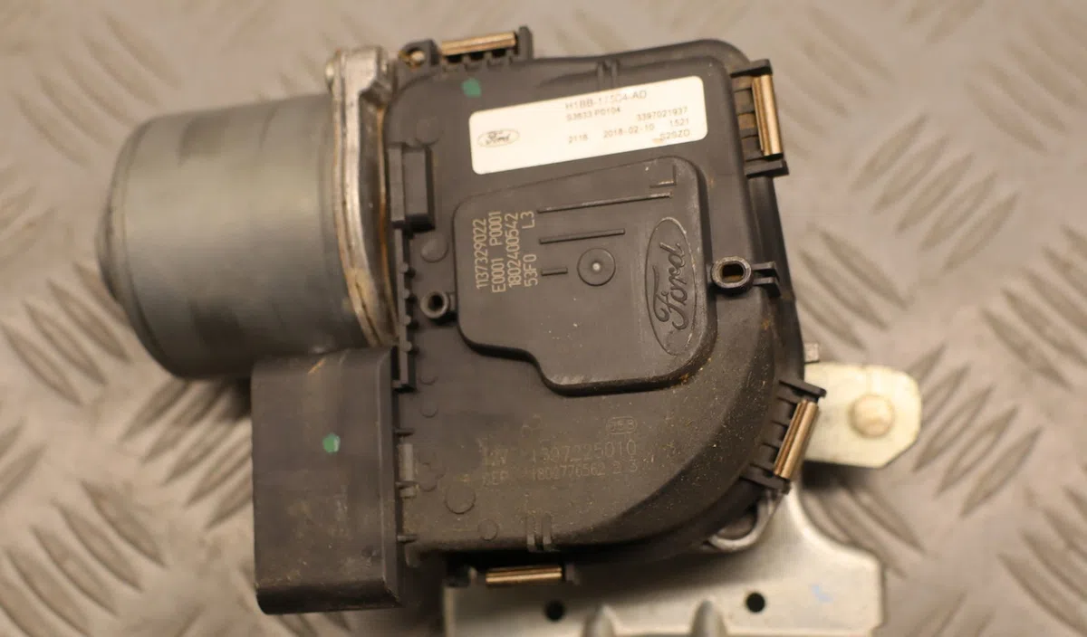 Moteur essuie-glace avant Ford FIESTA VII (HJ, HF) 1.0 ecoboost (2017) occasion
