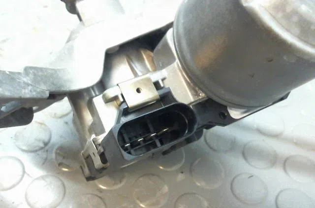 Moteur essuie-glace avant Ford FOCUS III 1.0 ecoboost (2012-2017) occasion