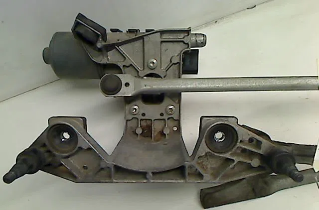 Moteur essuie-glace avant FORD FOCUS occasion