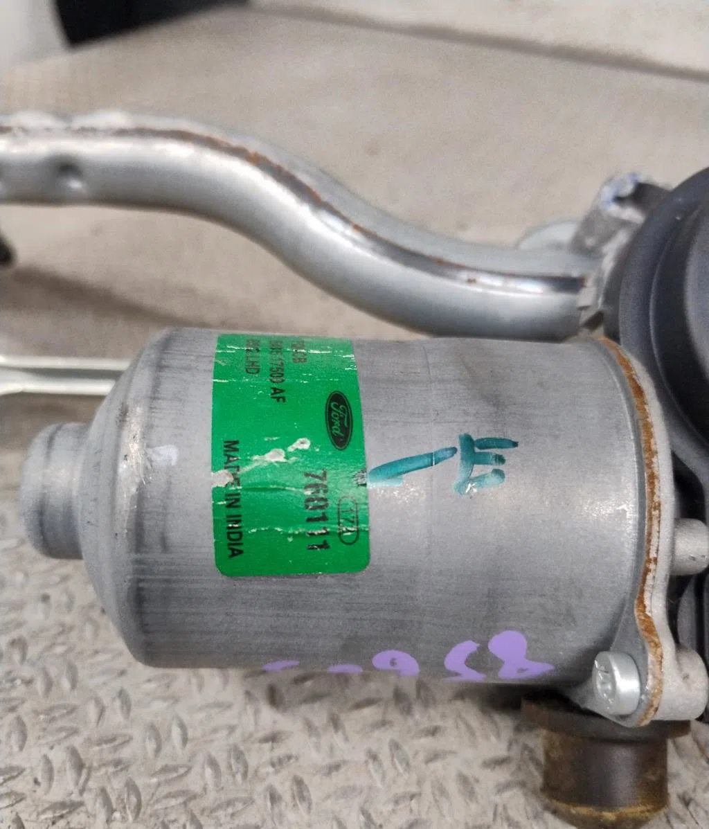 Moteur essuie-glace avant Ford KA III (UK, FK) 1.2 ti-vct (2016) occasion