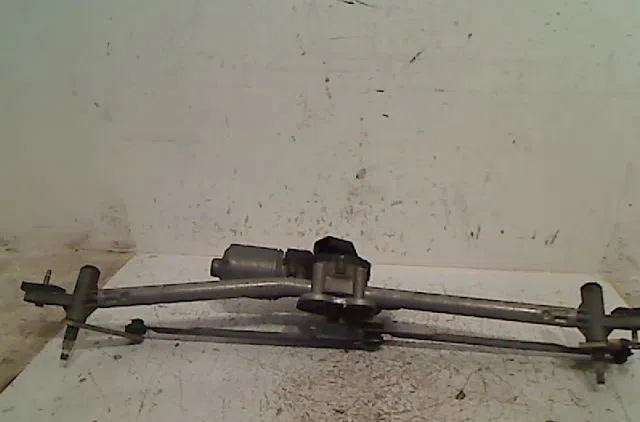 Moteur essuie-glace avant FORD MONDEO 2001 occasion