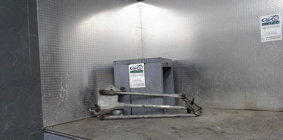 Moteur essuie-glace avant FORD MONDEO 3  MONDEO 3 PHASE 1 occasion