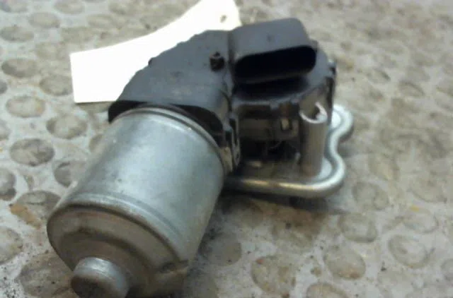 Moteur essuie-glace avant Ford MONDEO III (B5Y) 2.0 16v (2000-2007) occasion