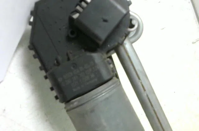 Moteur essuie-glace avant Ford MONDEO III (B5Y) 2.0 16v di - tddi - tdci (2000-2007) occasion