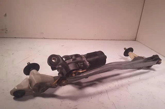 Moteur essuie-glace avant Honda JAZZ II (GD_, GE3, GE2) 1.3 idsi (gd1) (2002-2008) occasion