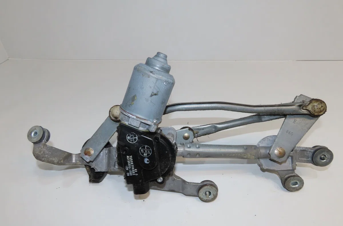 Moteur essuie-glace avant Honda JAZZ III (GE_, GG_, GP_, ZA_) 1.3 i (ge6, gg3, gg6) (2008) occasion