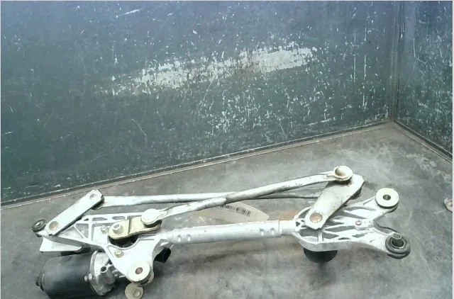 Moteur essuie-glace avant HONDA STREAM 2002 occasion