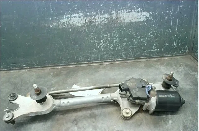 Moteur essuie-glace avant HONDA STREAM 2002 occasion