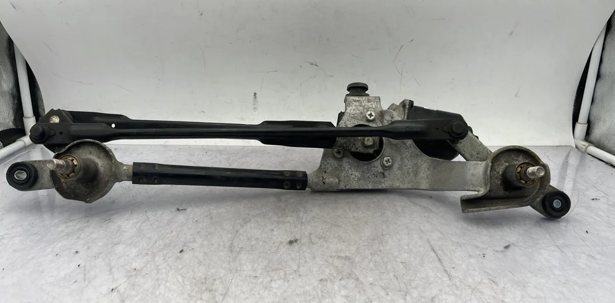 Moteur essuie-glace avant HYUNDAI I 40 PHASE 2 occasion