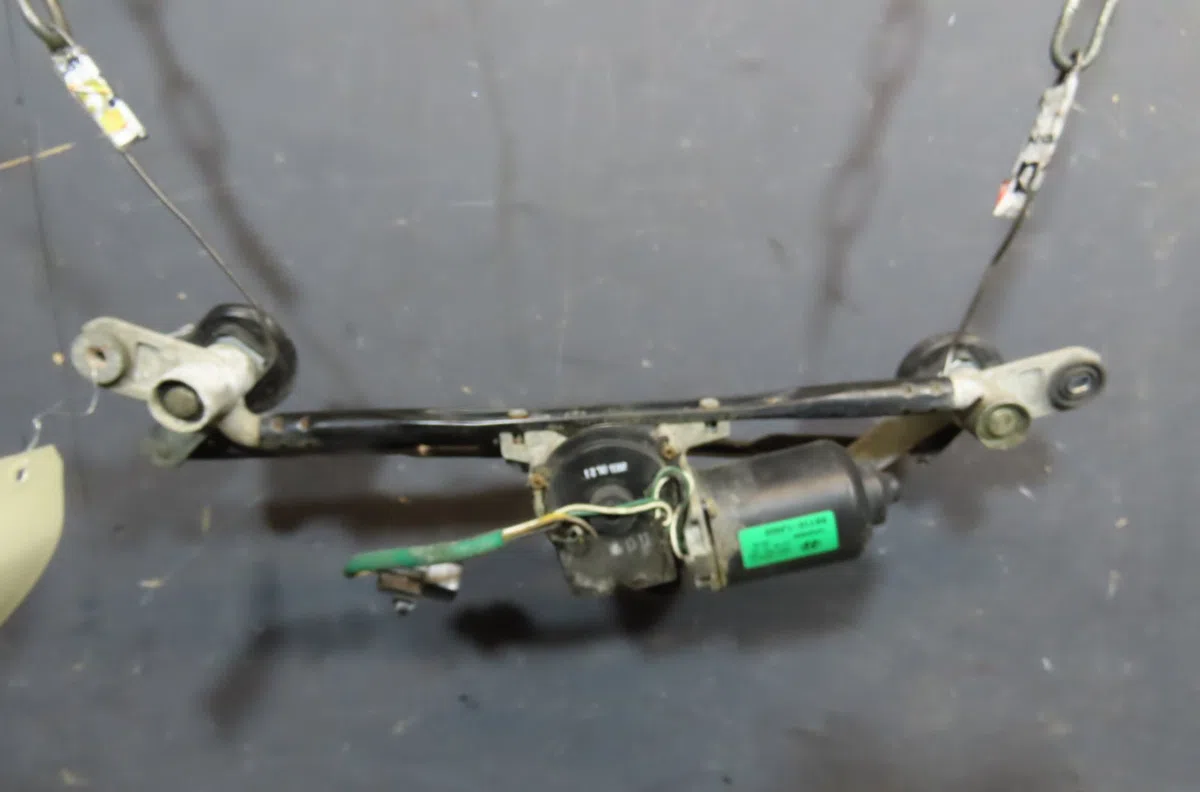 Moteur essuie-glace avant Hyundai I20 I (PB, PBT) 1.4 crdi (2008-2015) occasion