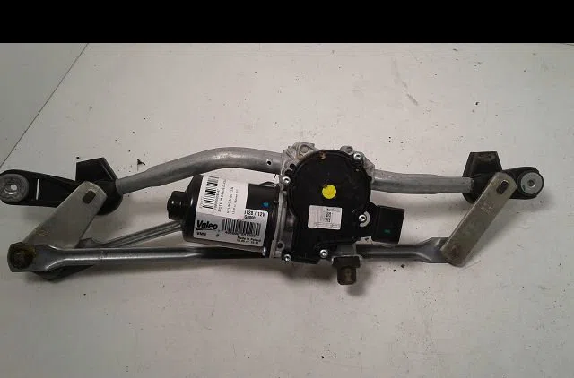 Moteur essuie-glace avant Hyundai I20 II (GB, IB) 1.2 (2014) occasion