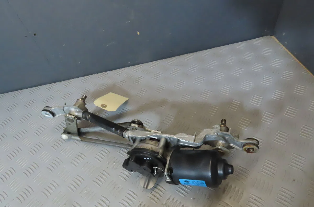 Moteur essuie-glace avant HYUNDAI I30 2013 occasion