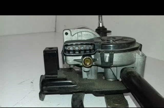 Moteur essuie-glace avant Hyundai TUCSON (JM) 2.0 crdi (2006-2010) occasion