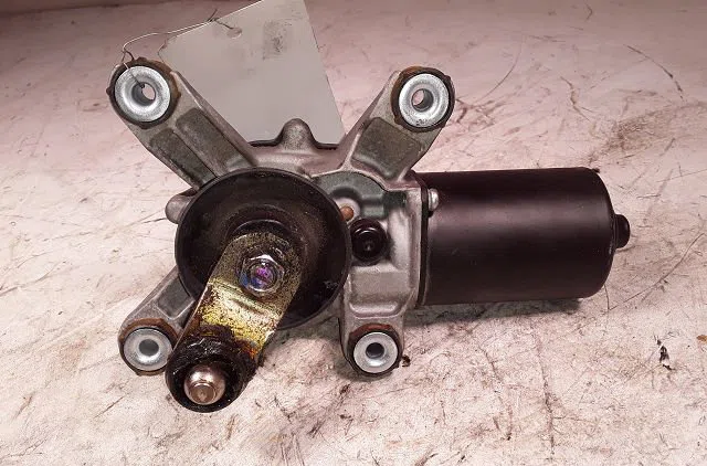 Moteur essuie-glace avant Isuzu D-MAX I (TFR, TFS) 3.0 ditd 4x4 (tfs85_) (2007-2012) 4 portes occasion