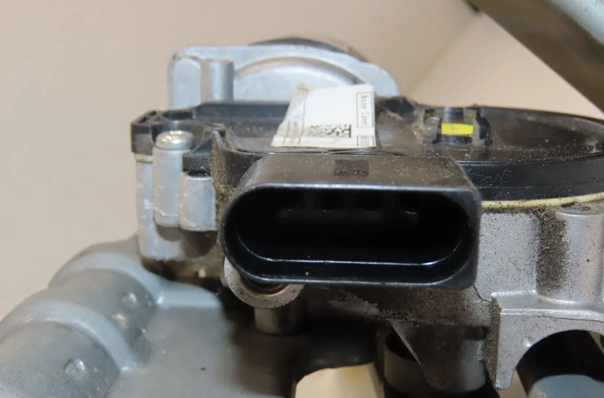 Moteur essuie-glace avant Iveco DAILY VI Camion plate-forme-Châssis 35s18, 35c18, 40c18, 50c18, 60c18, 65c18, 70c18 (201
